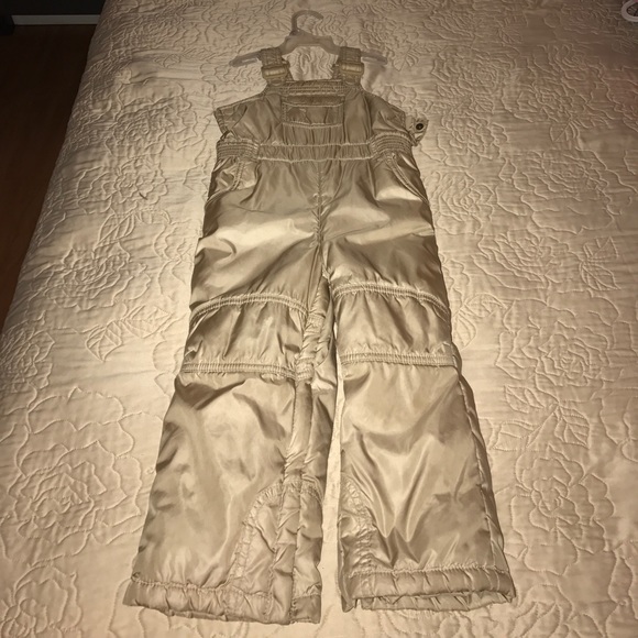 Snow suit ❄️ - Picture 2 of 5